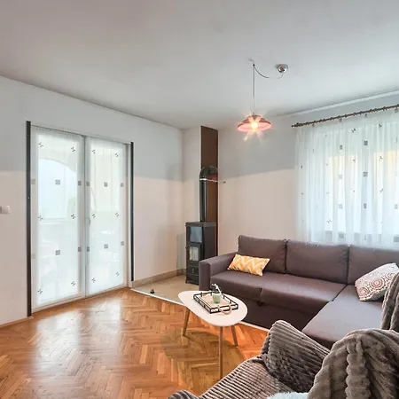 Apartamento Nina *